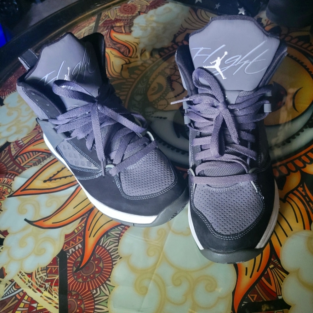 Gray and black Jordan air